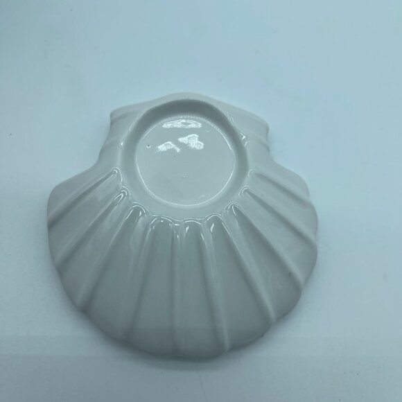 Votive Candle Holders Set of 3 Sea Shells White - Picture 5 of 8